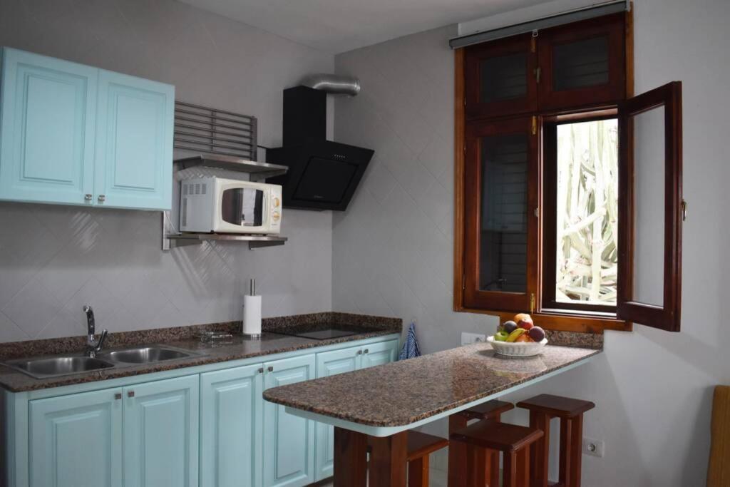 Los Nudos, Acogedor Apartamento Con Patio Privado. Агаэте Экстерьер фото